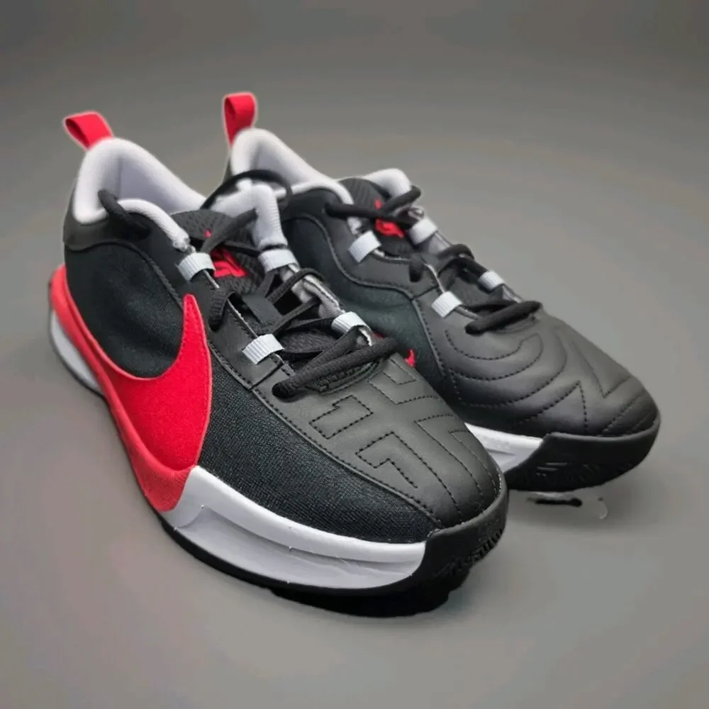 Size 6.5Y Nike Freak 5 (GS)